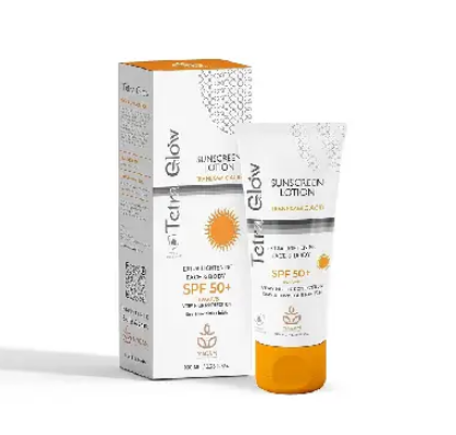 Tetra Glow Water-Resistant Extra Lightening Dry & Invisible Finish Face & Body Sunscreen Lotion with Tranexamic Acid SPF50+